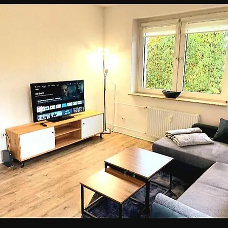 Netflix &wlan & Kingsize Bett & Big Tv & *